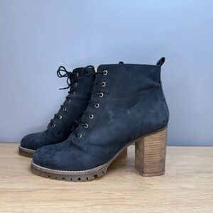 Chic Black Lace-Up Heeled Boots